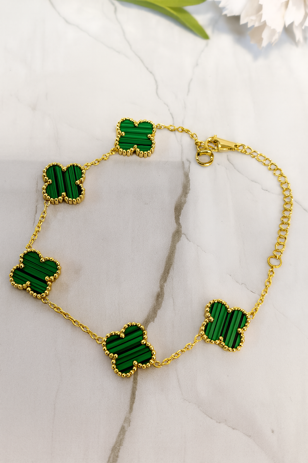 Emerald Clover Chain