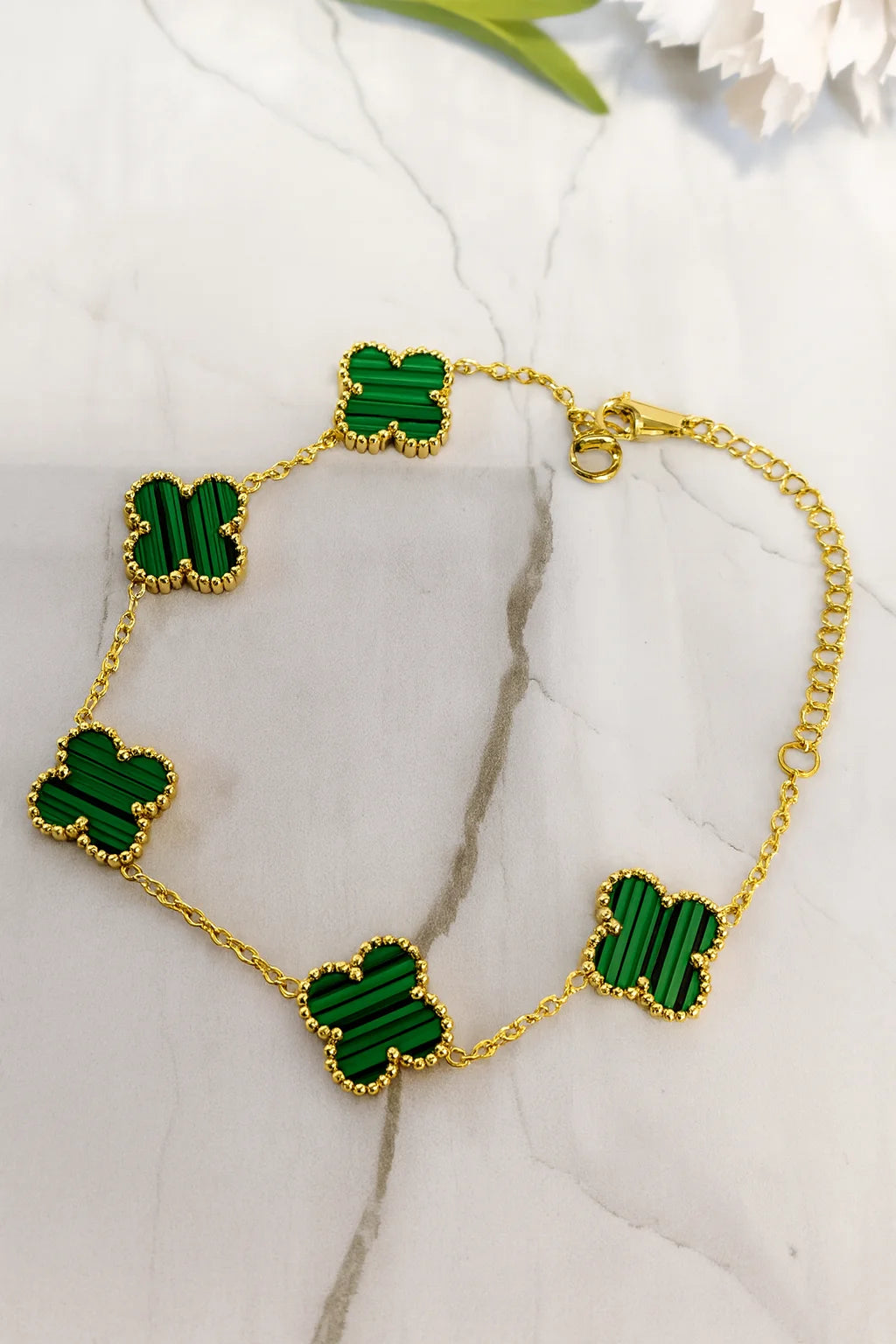 Emerald Clover Chain